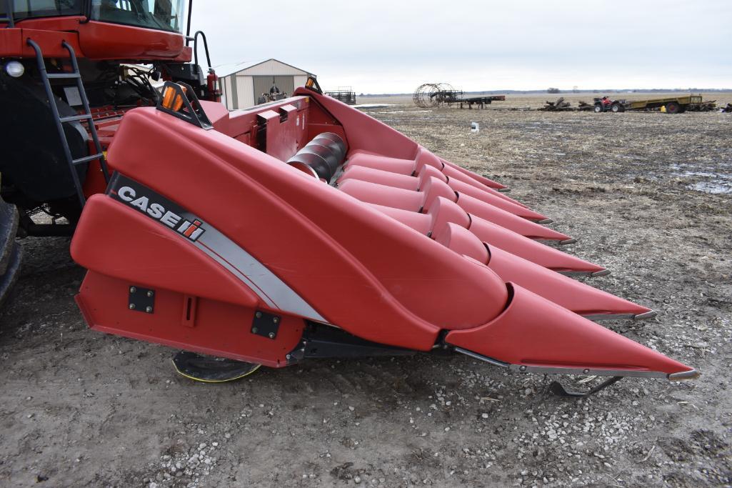 2011 Case IH 3406 6 row 30" corn head