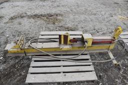 Hanson Equipment 3-pt. hydraulic log splitter