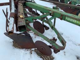 John Deere 1350-1450 5 bottom plow