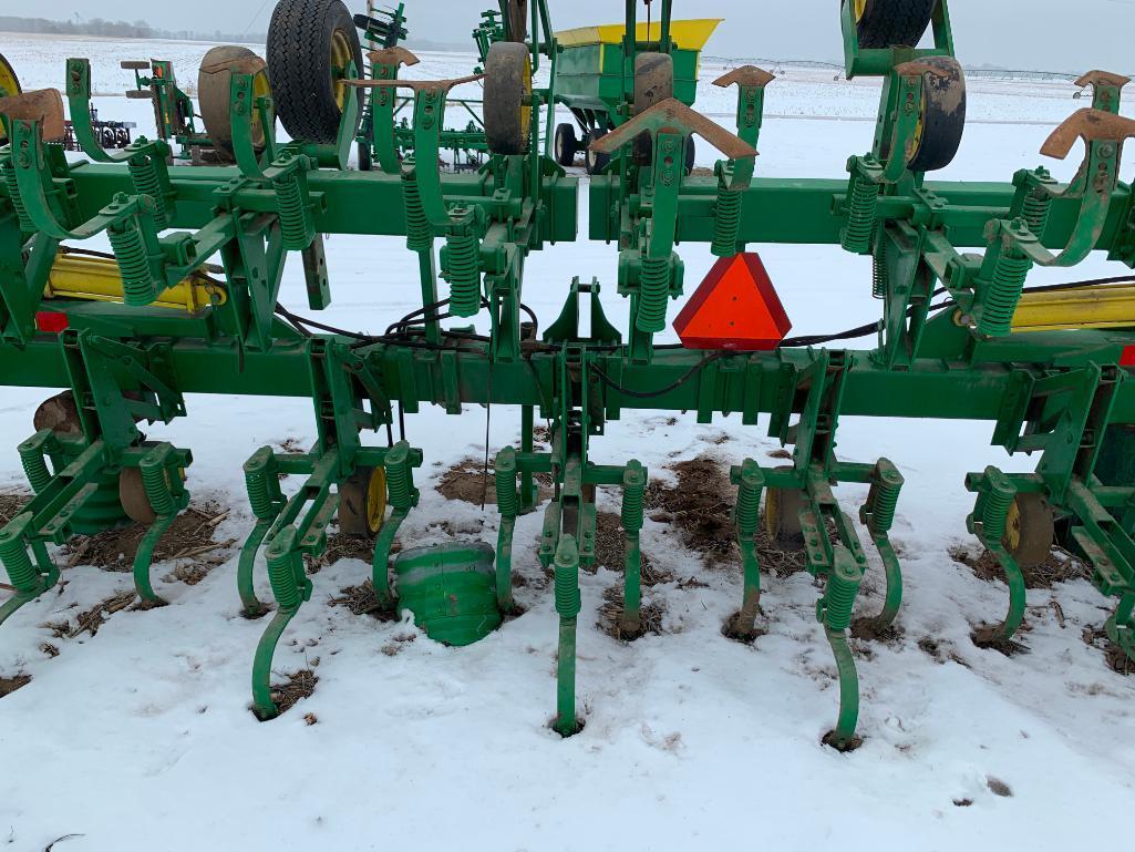 John Deere 845 12 row 30" cultivator