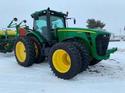 2010 John Deere 8225R MFWD tractor