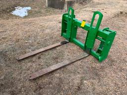 John Deere 673 loader quick attach pallet forks