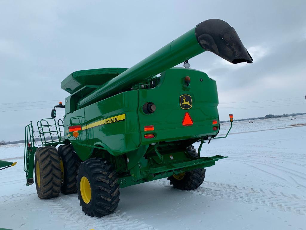 2012 John Deere S660 2wd combine