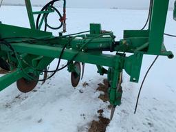 DMI 27' NH3 applicator