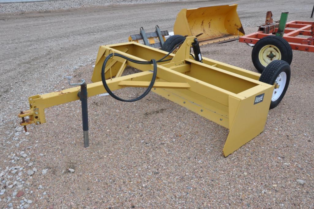 Wemco 8' pull-type box blade