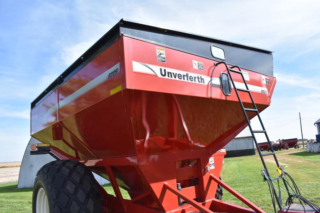 2013 Unverferth 6225 grain cart