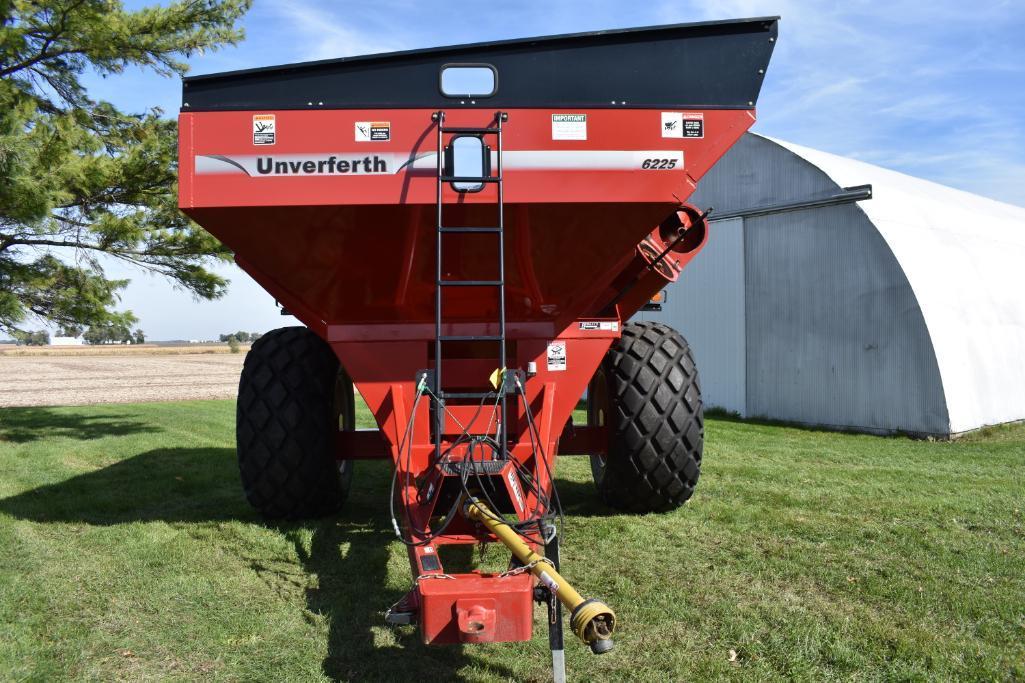 2013 Unverferth 6225 grain cart