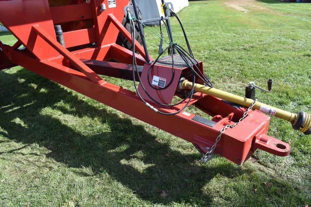 2013 Unverferth 6225 grain cart