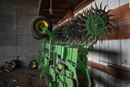 John Deere 400 30' rotary hoe