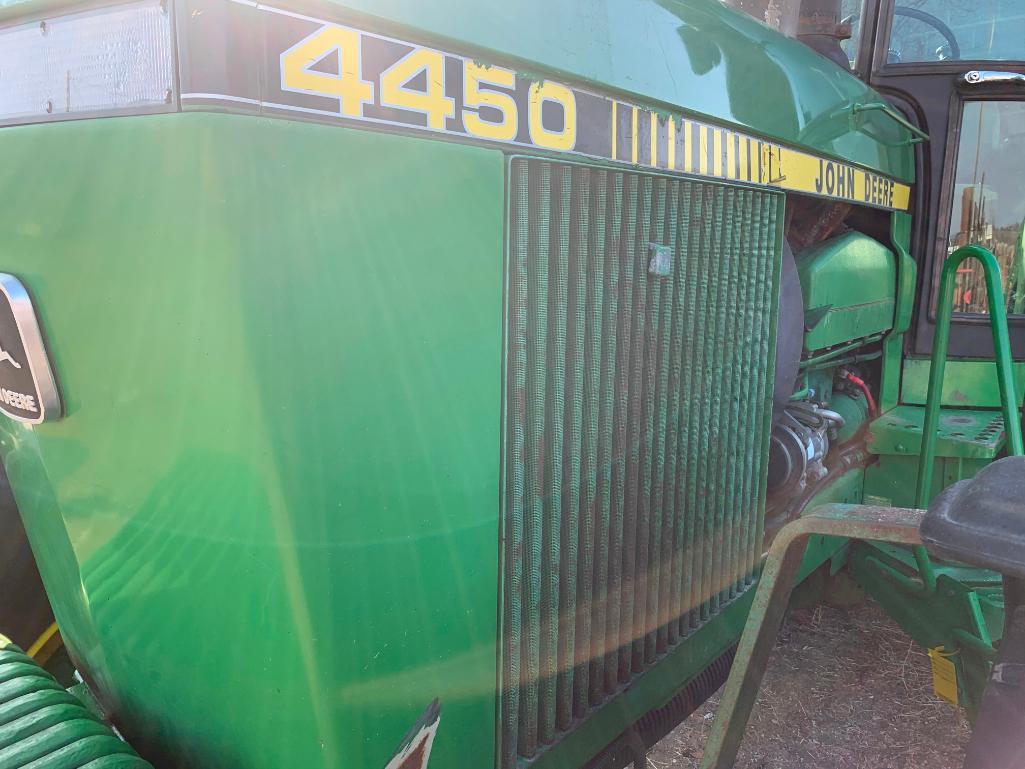 John Deere 4450 MFWD tractor