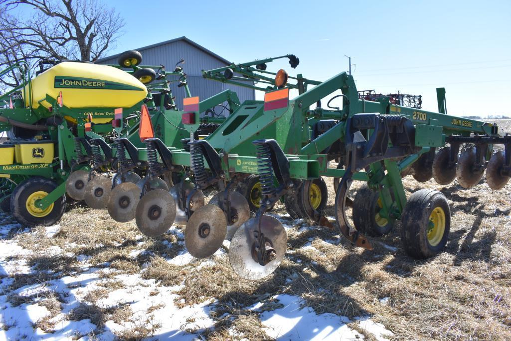 John Deere 2700 5-shank disk ripper