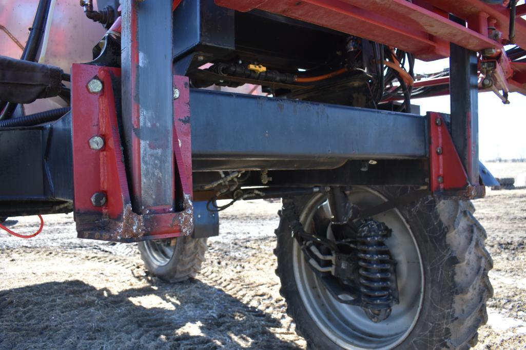 2005 Case IH Patriot SPX3200 self-propelled sprayer