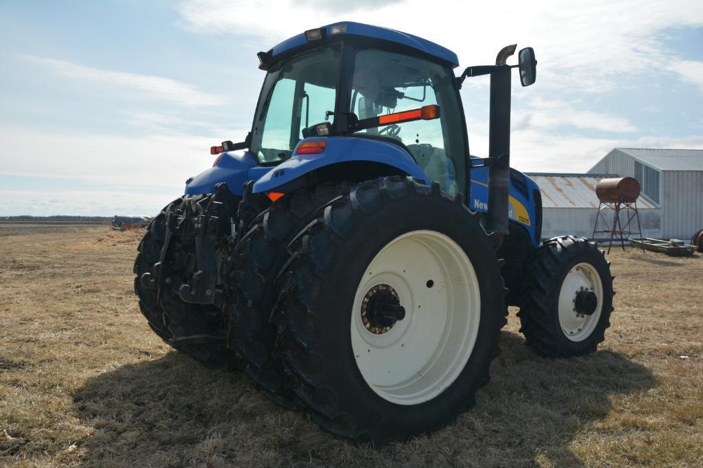 2006 New Holland TG215 Super Steer MFWD tractor