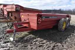 Case 1570 tandem axle manure spreader