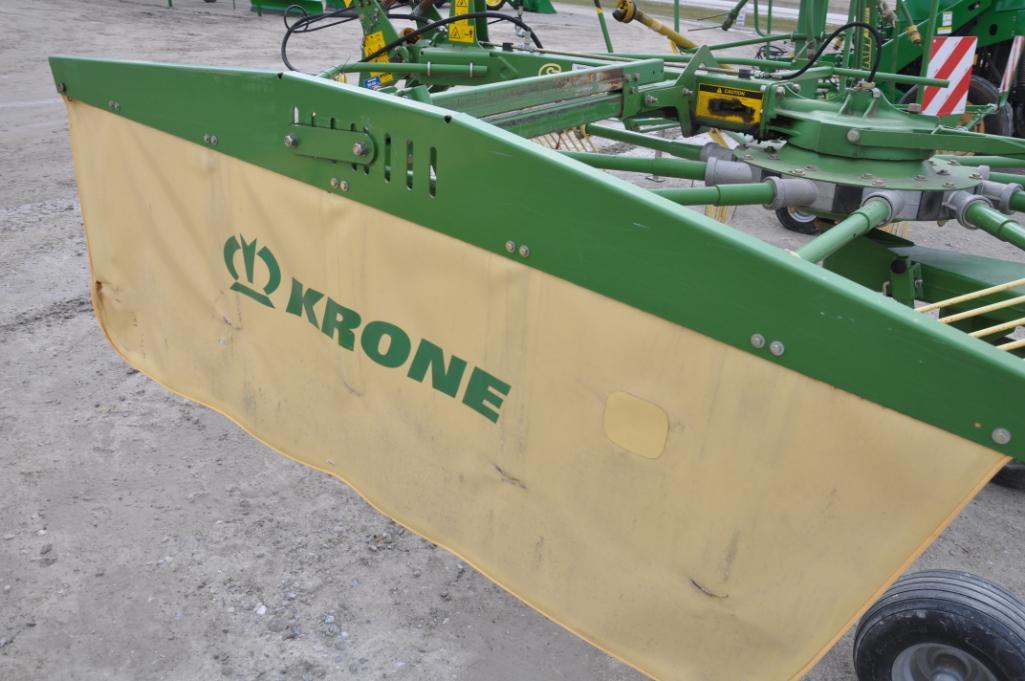 2009 Krone 38T rotary hay rake