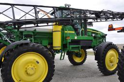 2005 John Deere 4720 self-propelled sprayer