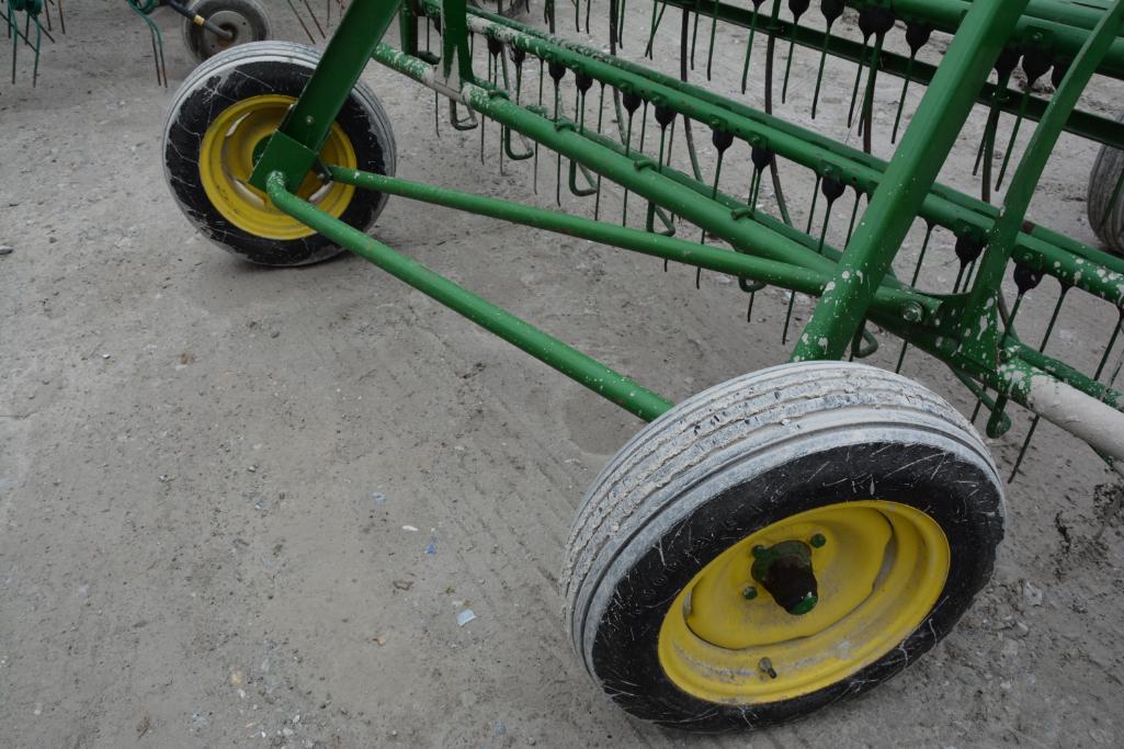 John Deere 74 5 bar hay rake