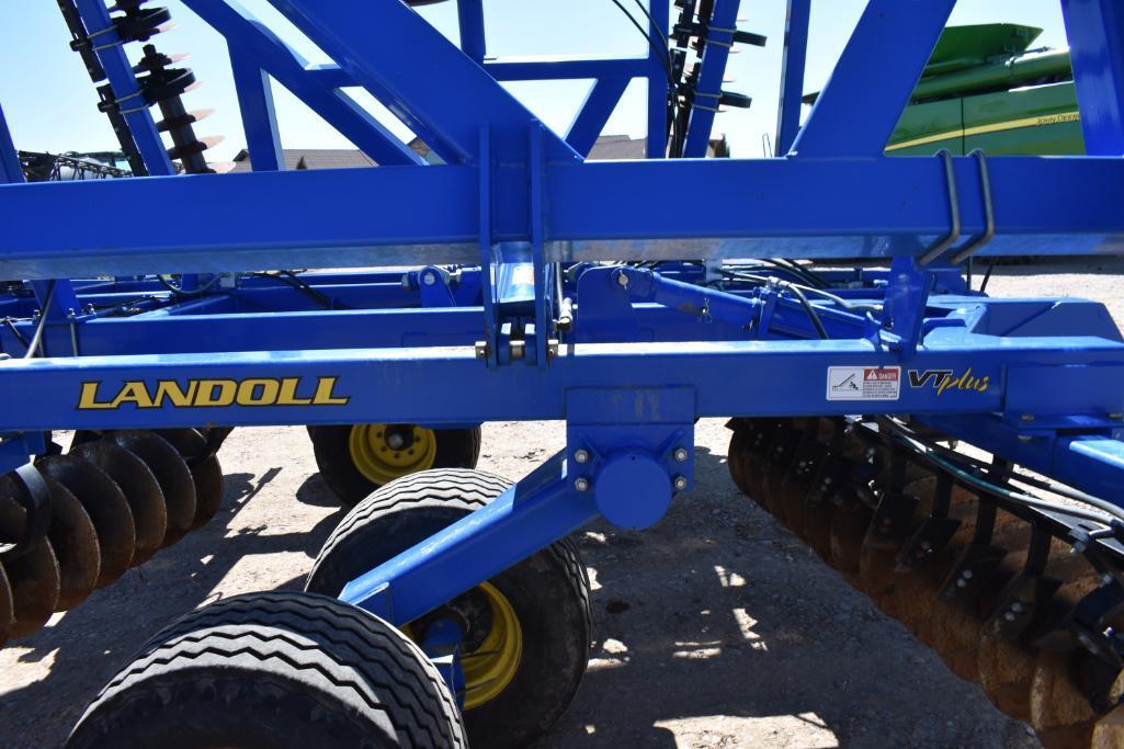 2011 Landoll 7431 33' vertical tillage tool