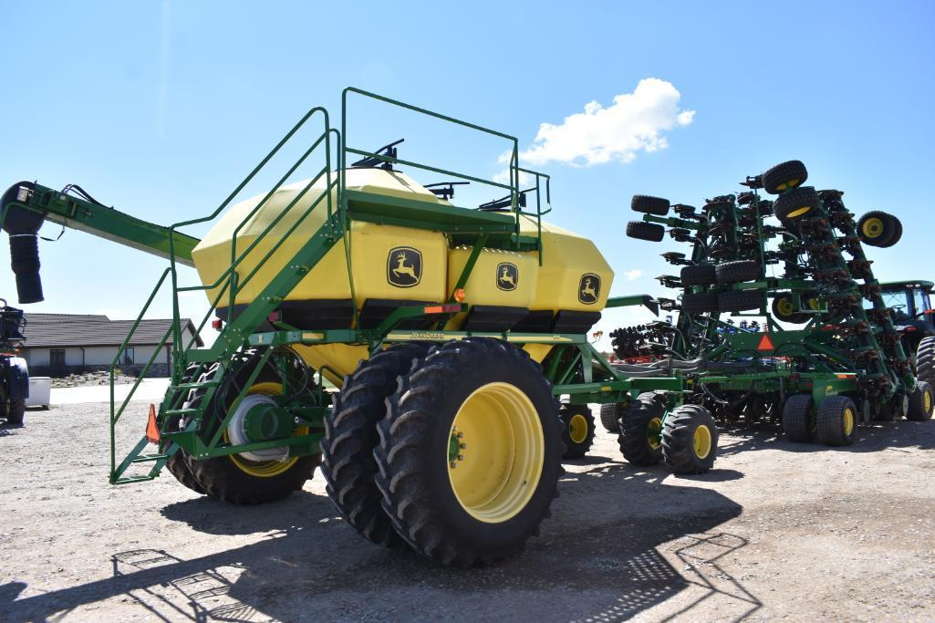 2012 John Deere 1890 60' air drill