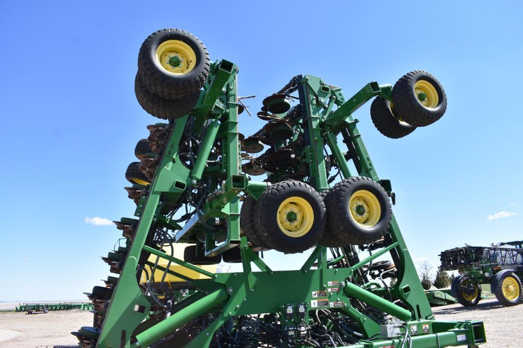 2012 John Deere 1890 60' air drill