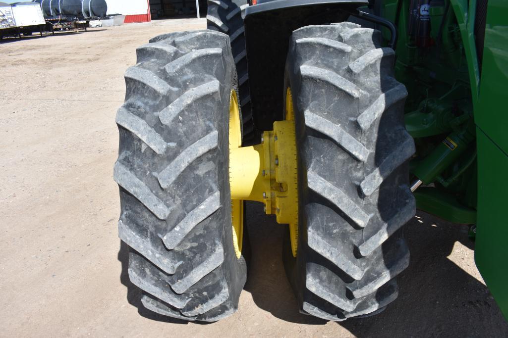 2015 John Deere 8370R MFWD tractor