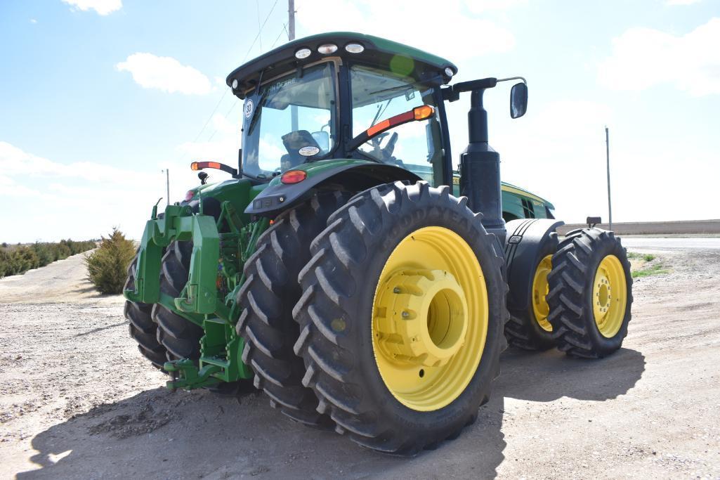 2015 John Deere 8370R MFWD tractor