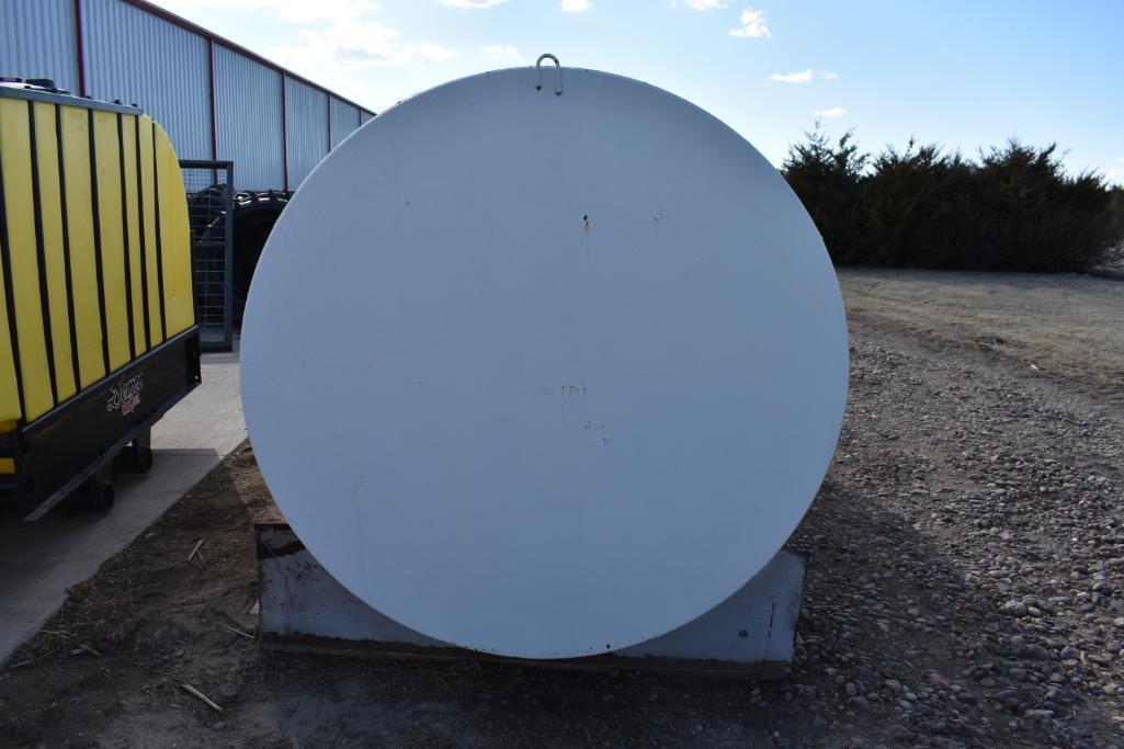 2,000 gal. steel fuel tank