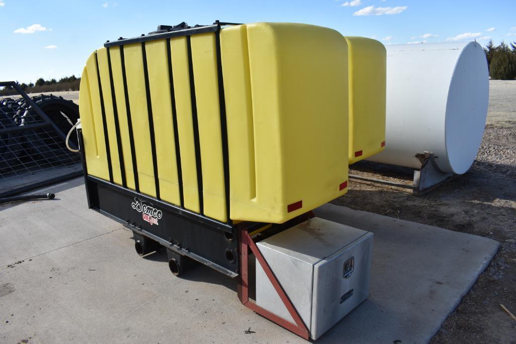 Demco Side Quest 1000 gal. saddle tanks