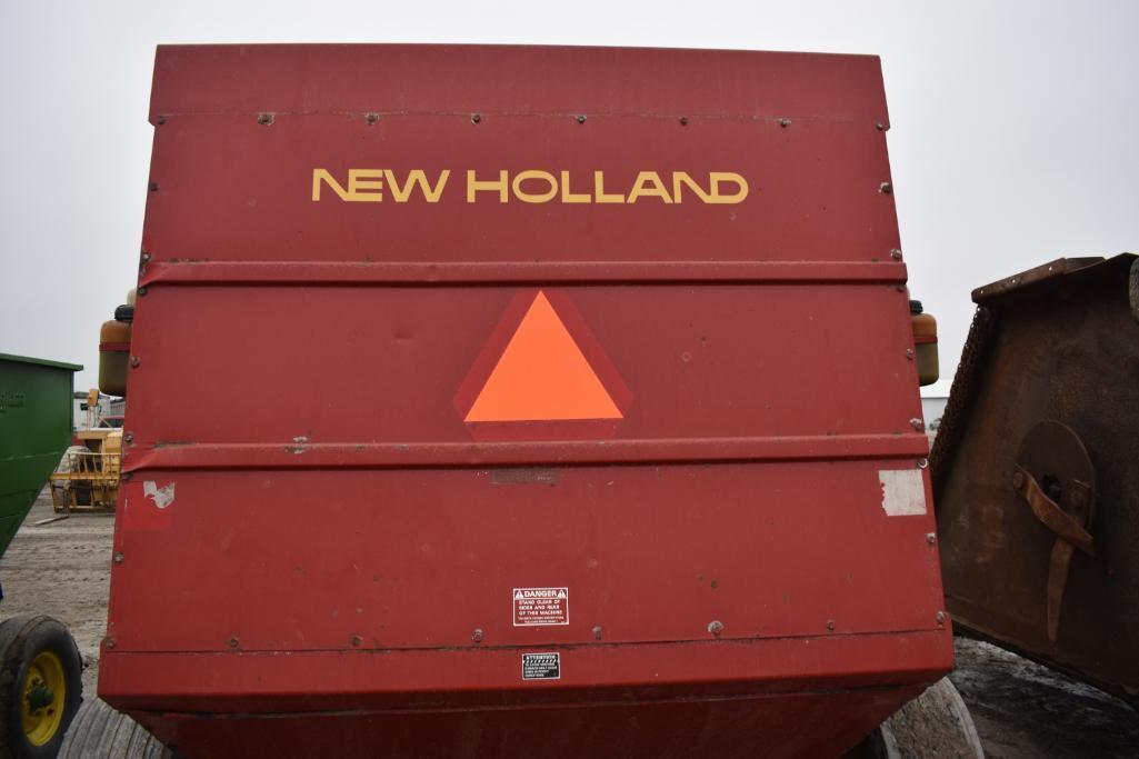 New Holland 855 large round baler
