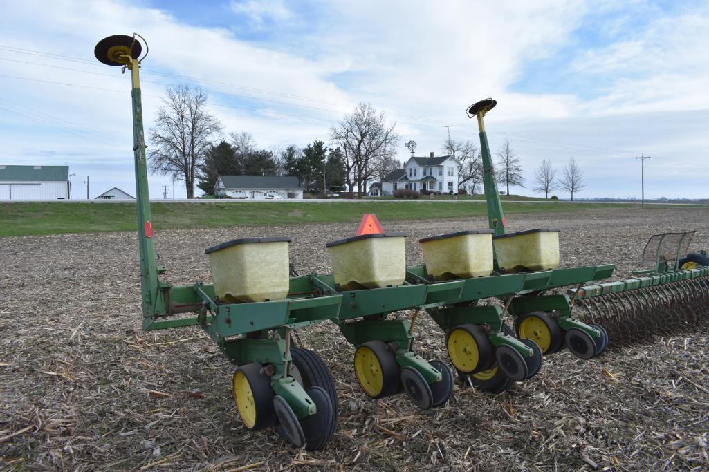 John Deere 7000 4 row 36" planter