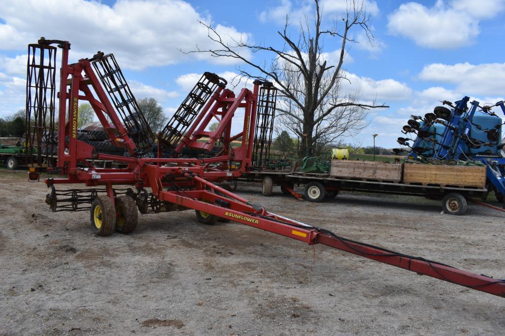 Sunflower 7252-37 37' single roller