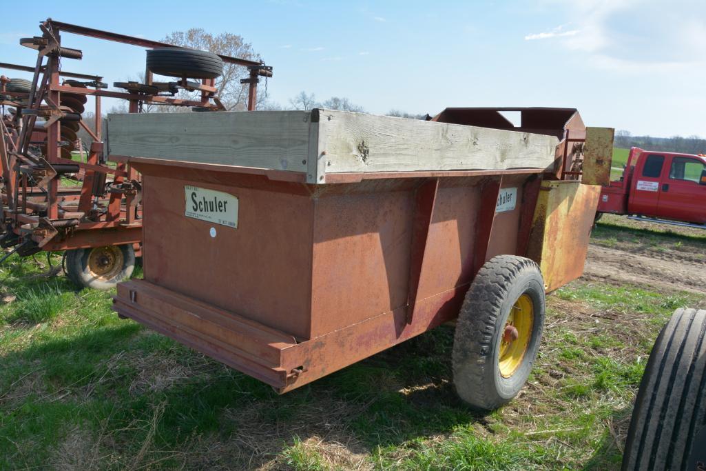 Schuler 120B feed wagon