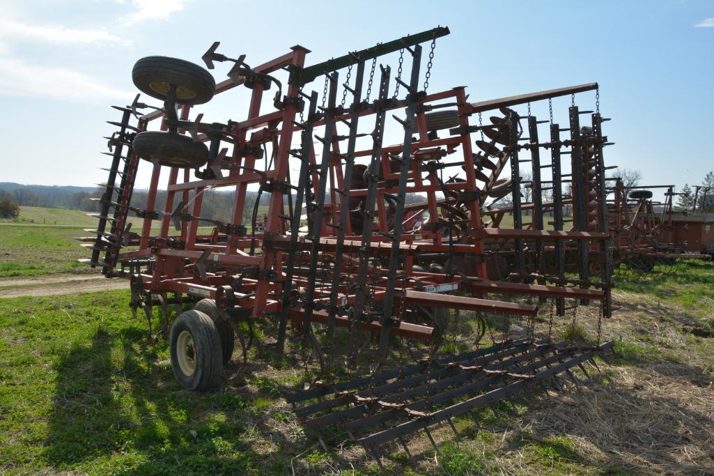 Kent Series VII "Discovator" 24' soil finisher