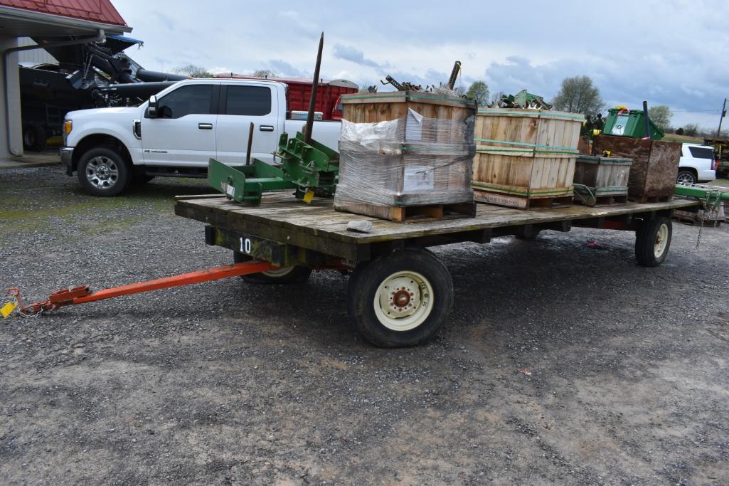 Hayrack on Kory running gear