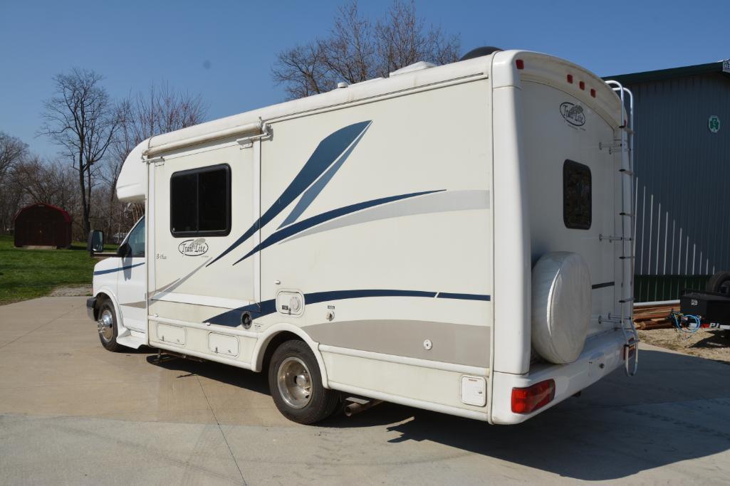 2005 Chevrolet Trail-Lite 2235S B-Plus 2wd dually motorhome