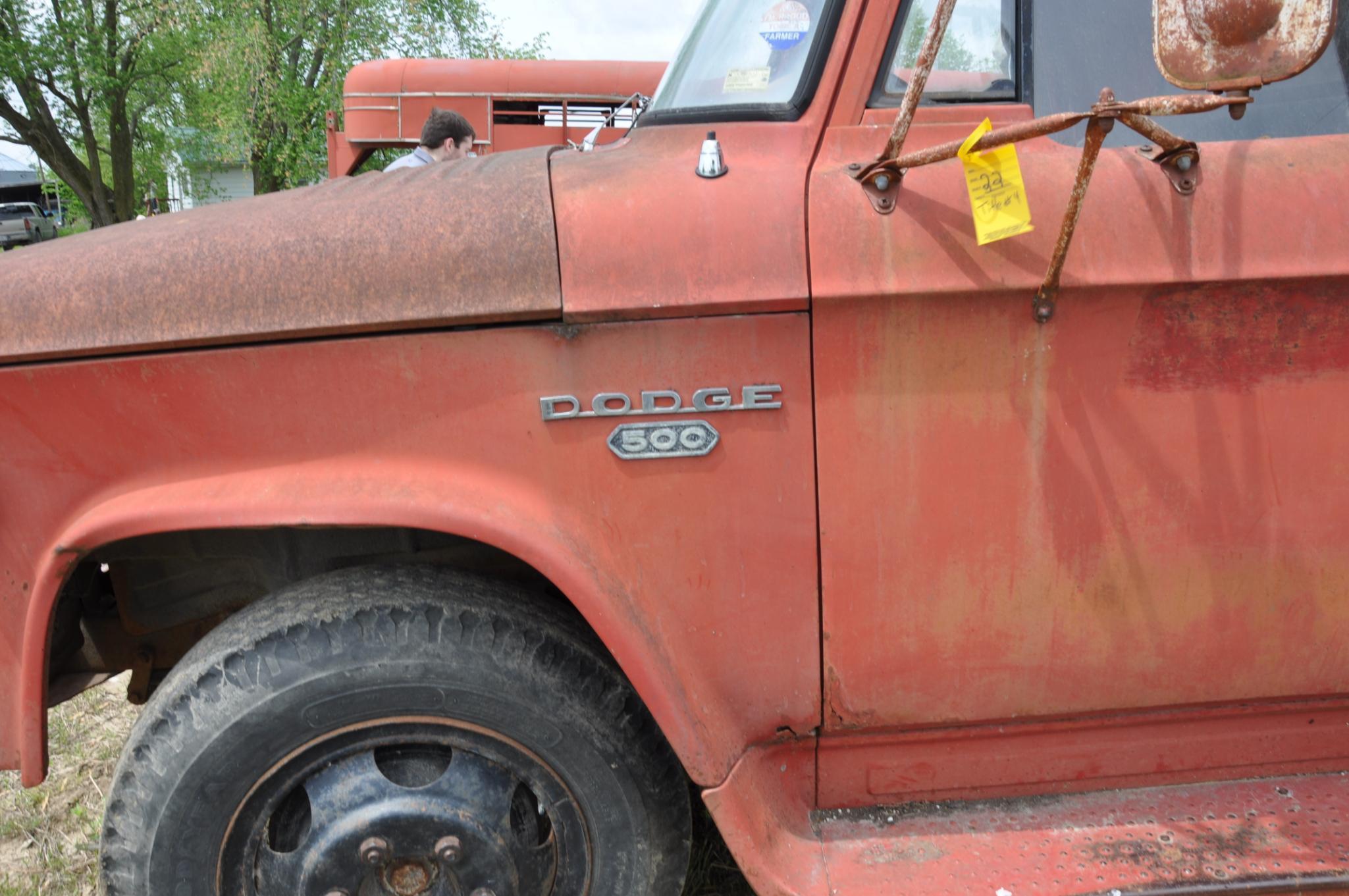 Dodge 500 grain truck