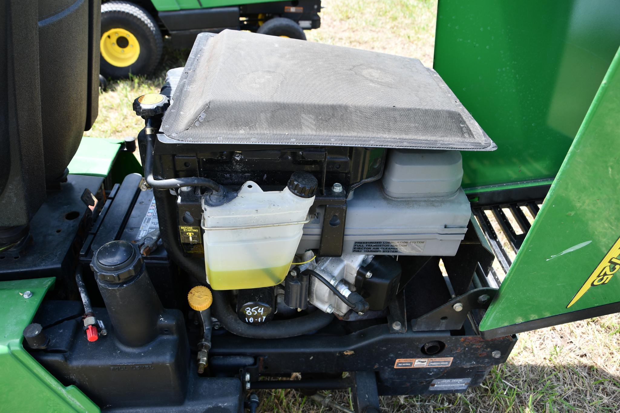 John Deere F725 riding lawn mower