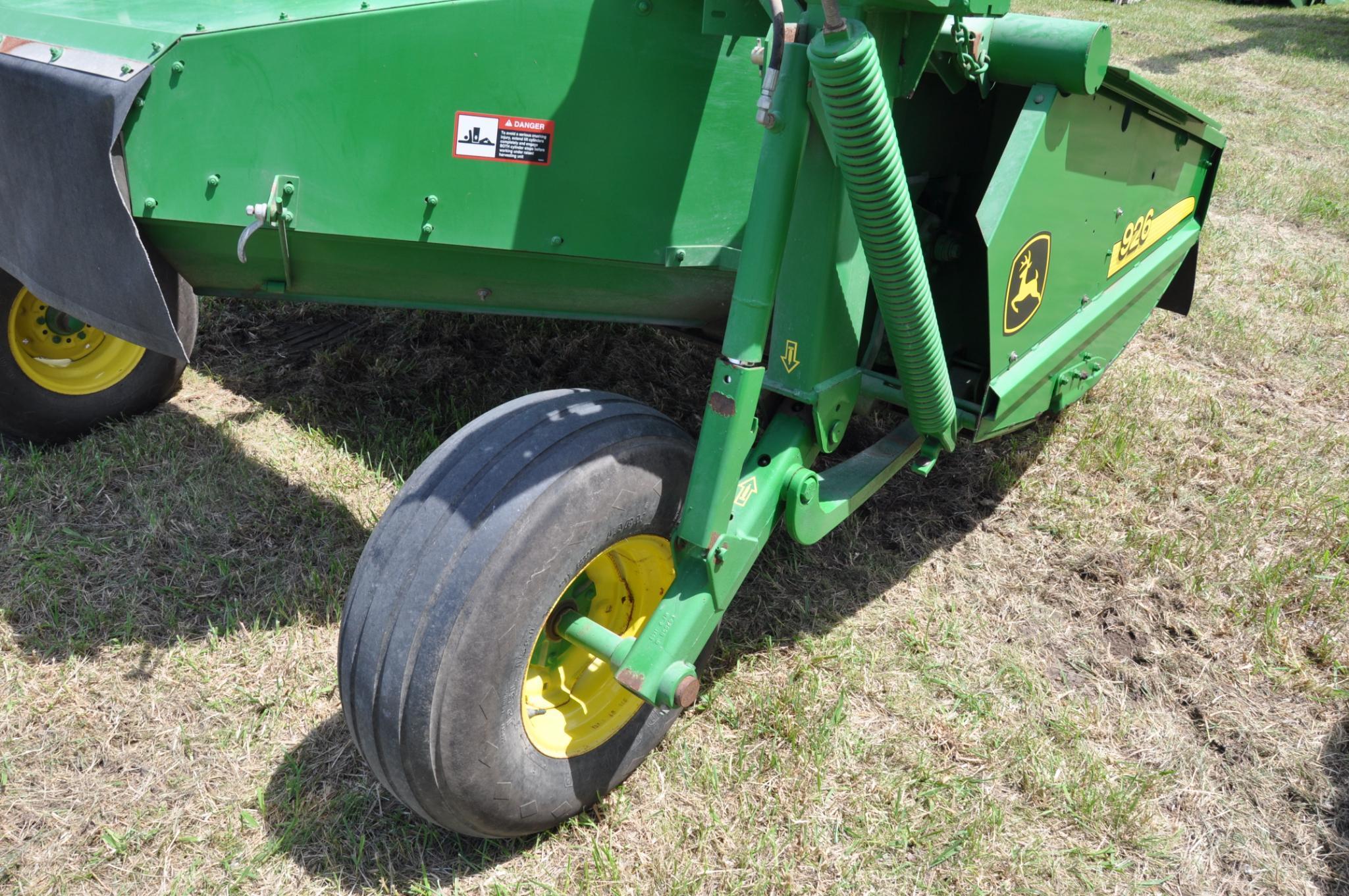 2002 John Deere 926 MoCo mower conditioner