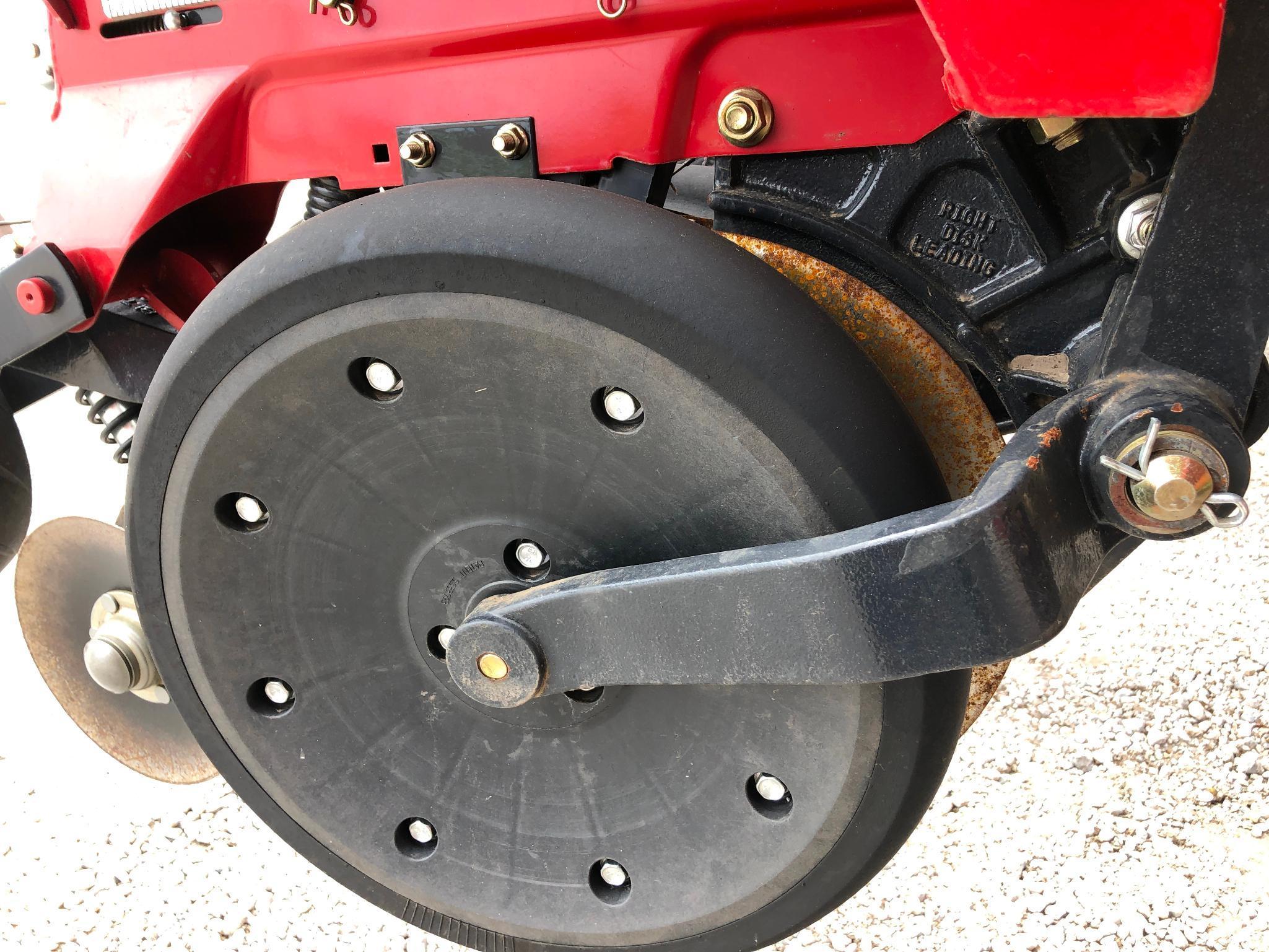 2013 Case-IH 1255 16 row 30" planter