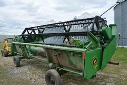 John Deere 918 18' grain platform