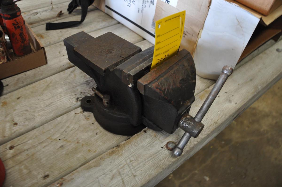 5" bench vise