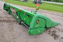 2011 John Deere 608C 8 row 30" corn head