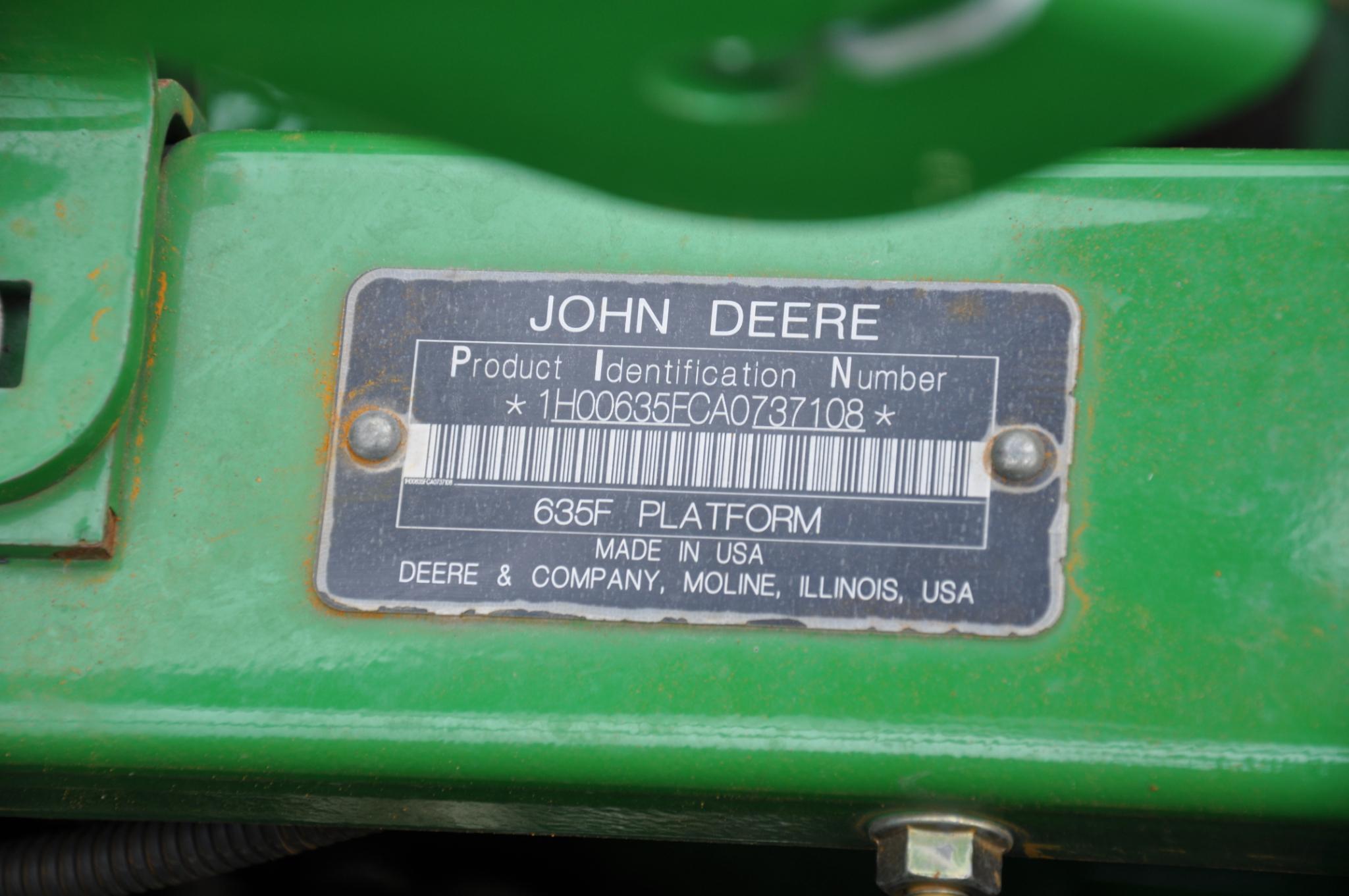 2010 John Deere 635F 35' HydraFlex platform