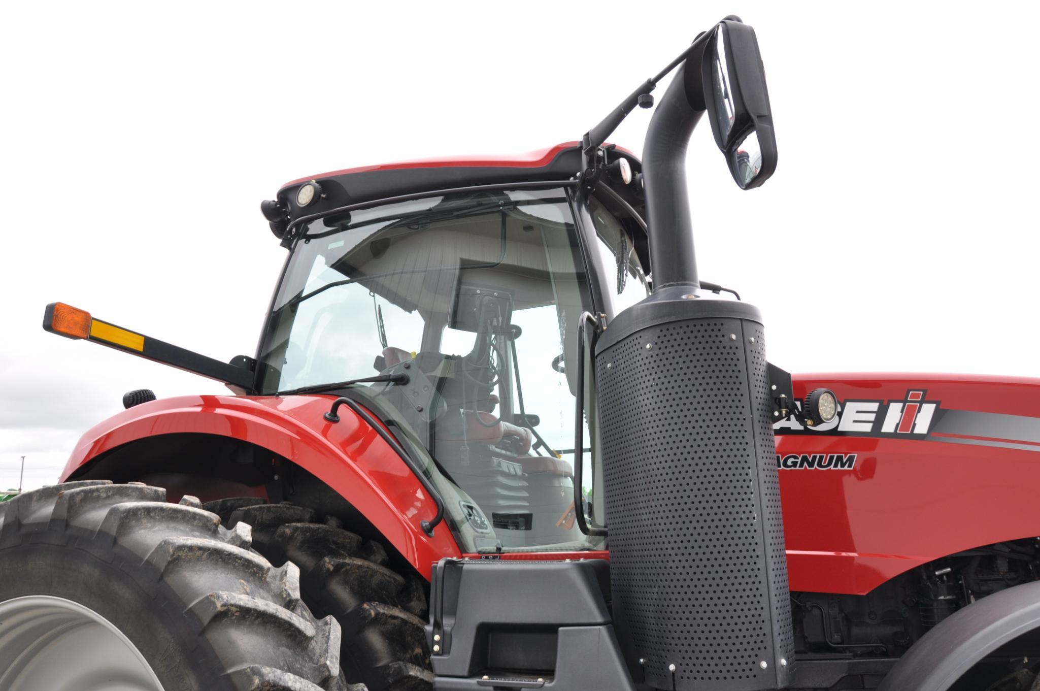 2015 Case IH 340 Magnum MFWD tractor