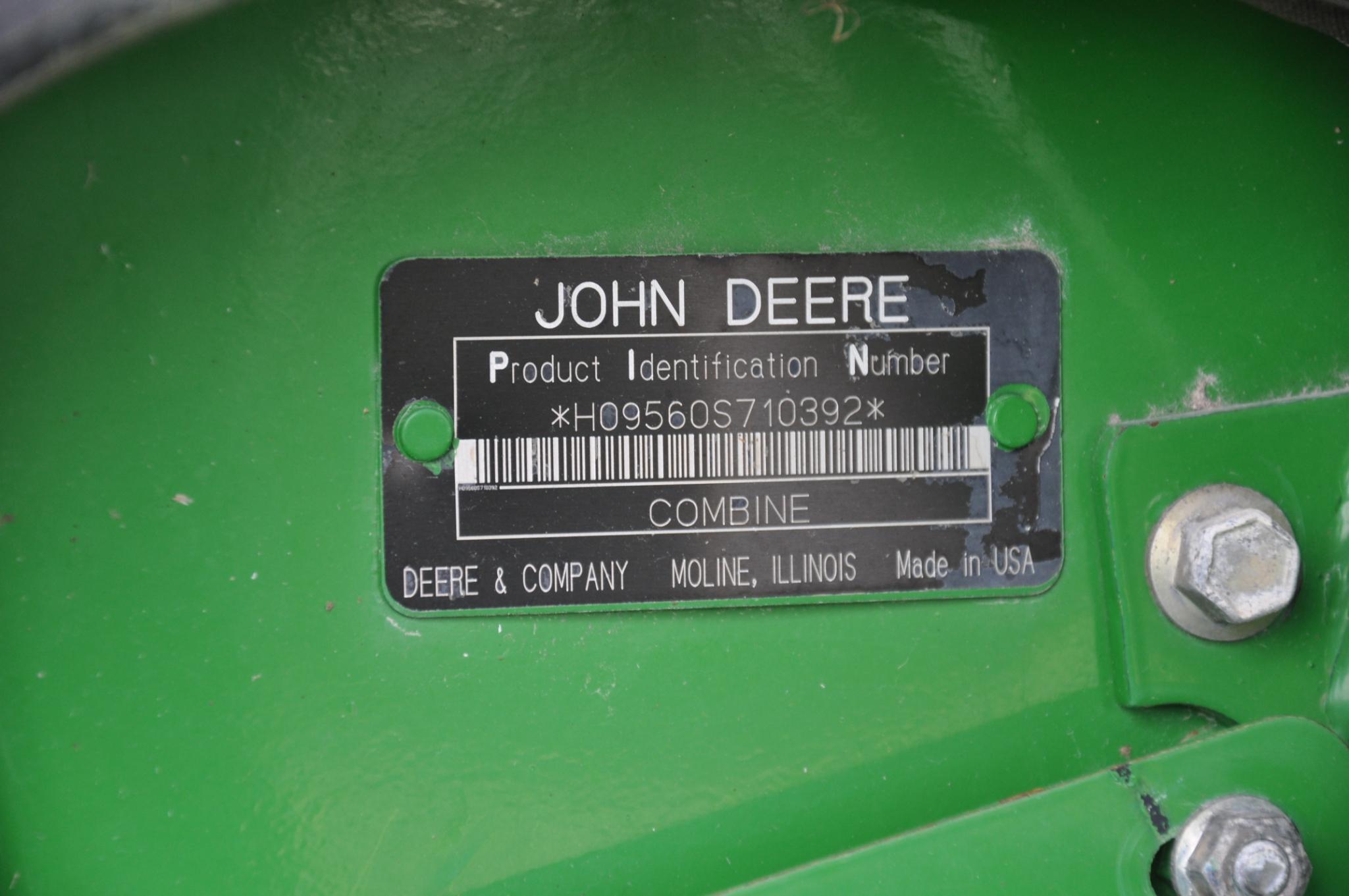 2005 John Deere 9560 STS 2wd combine