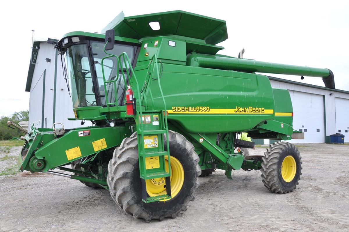 2005 John Deere 9560 Sidehill 4wd combine