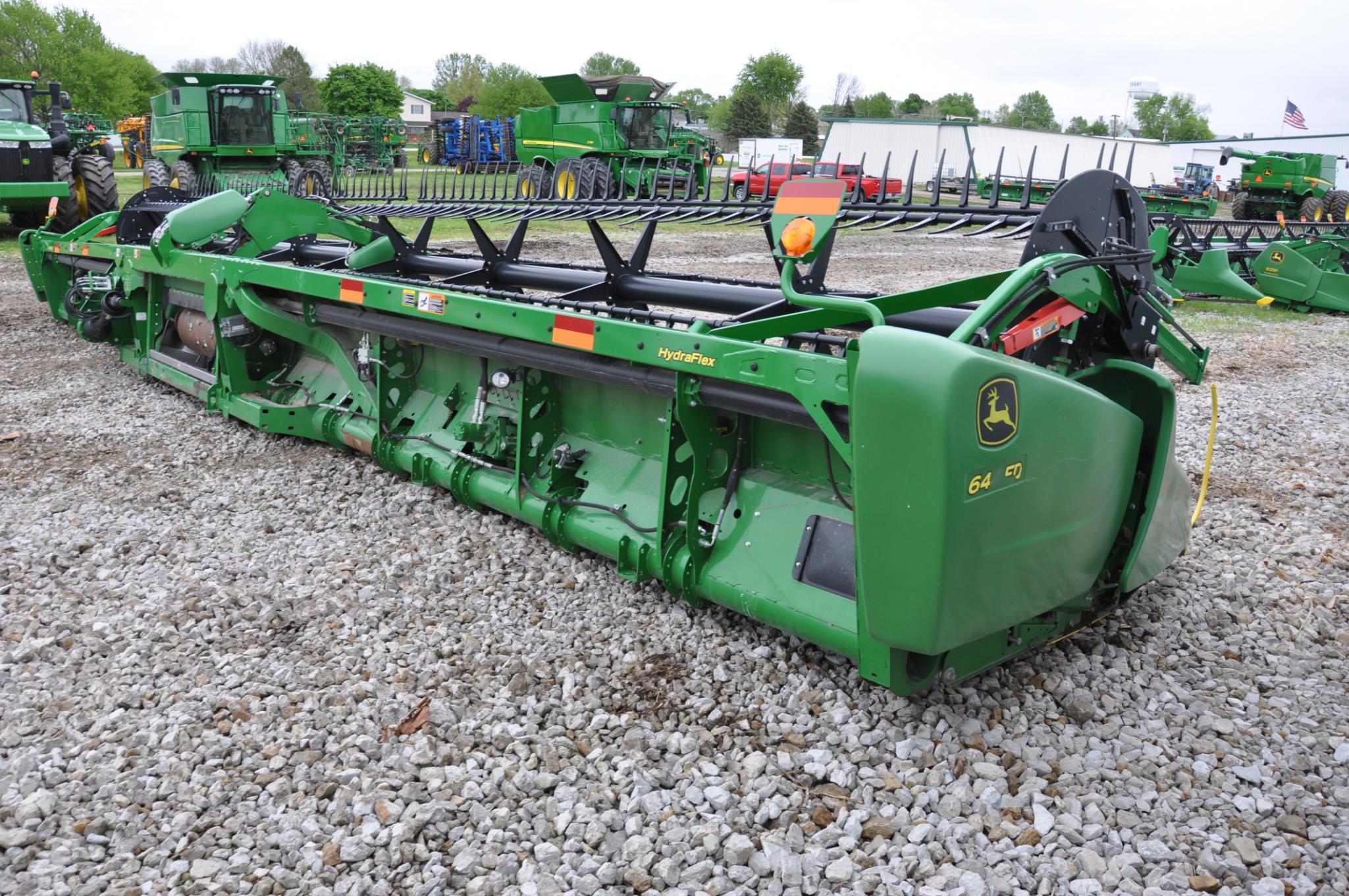 2018 John Deere 640FD 40' flex draper head