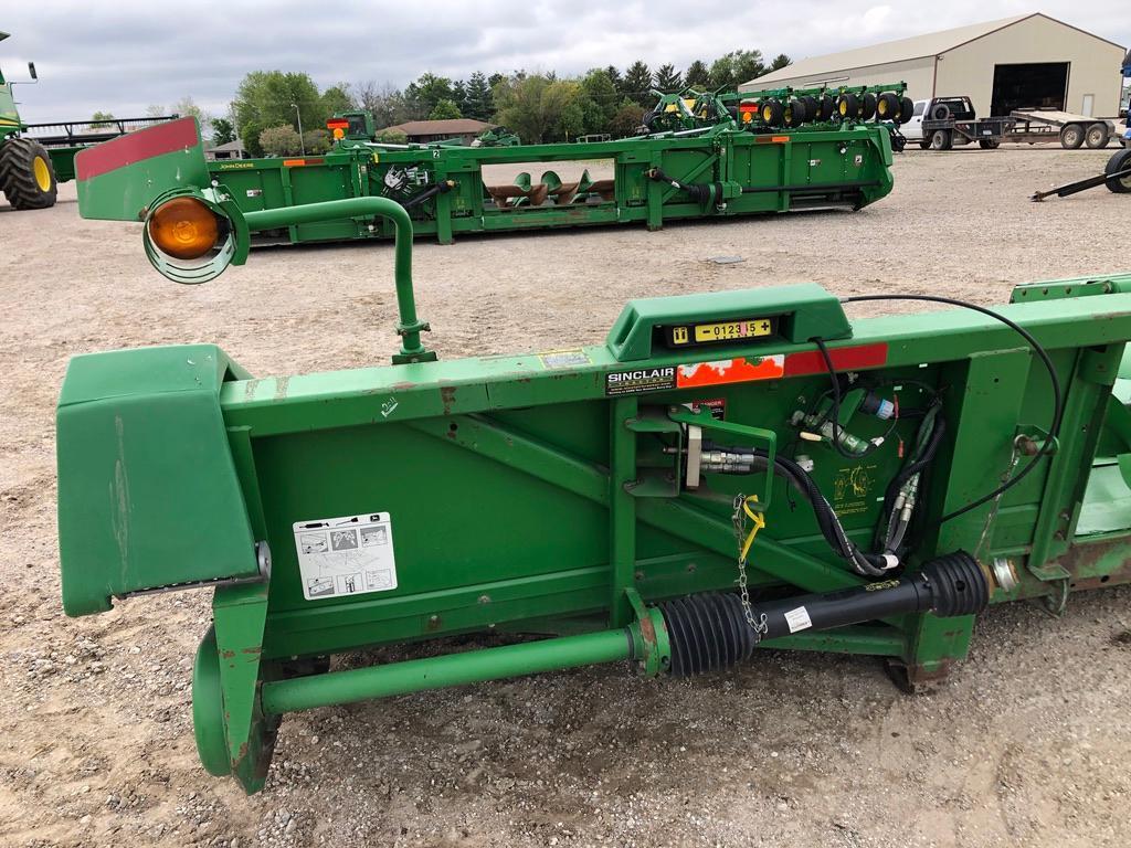 1999 John Deere 893 8 row 30" corn head