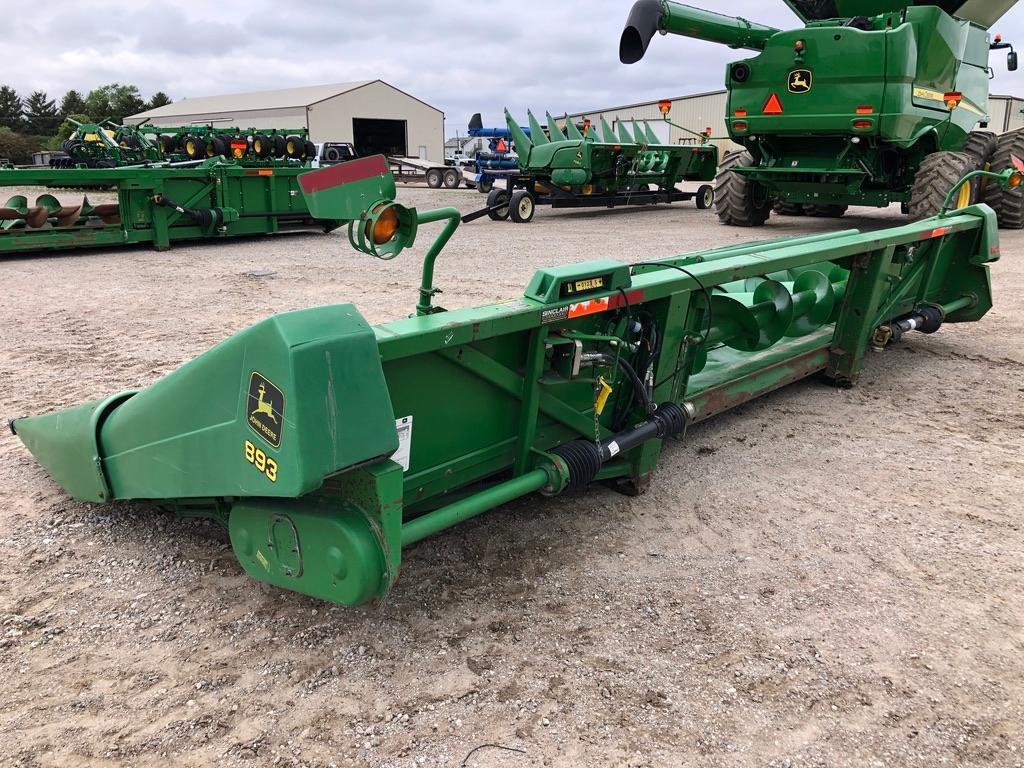 1999 John Deere 893 8 row 30" corn head