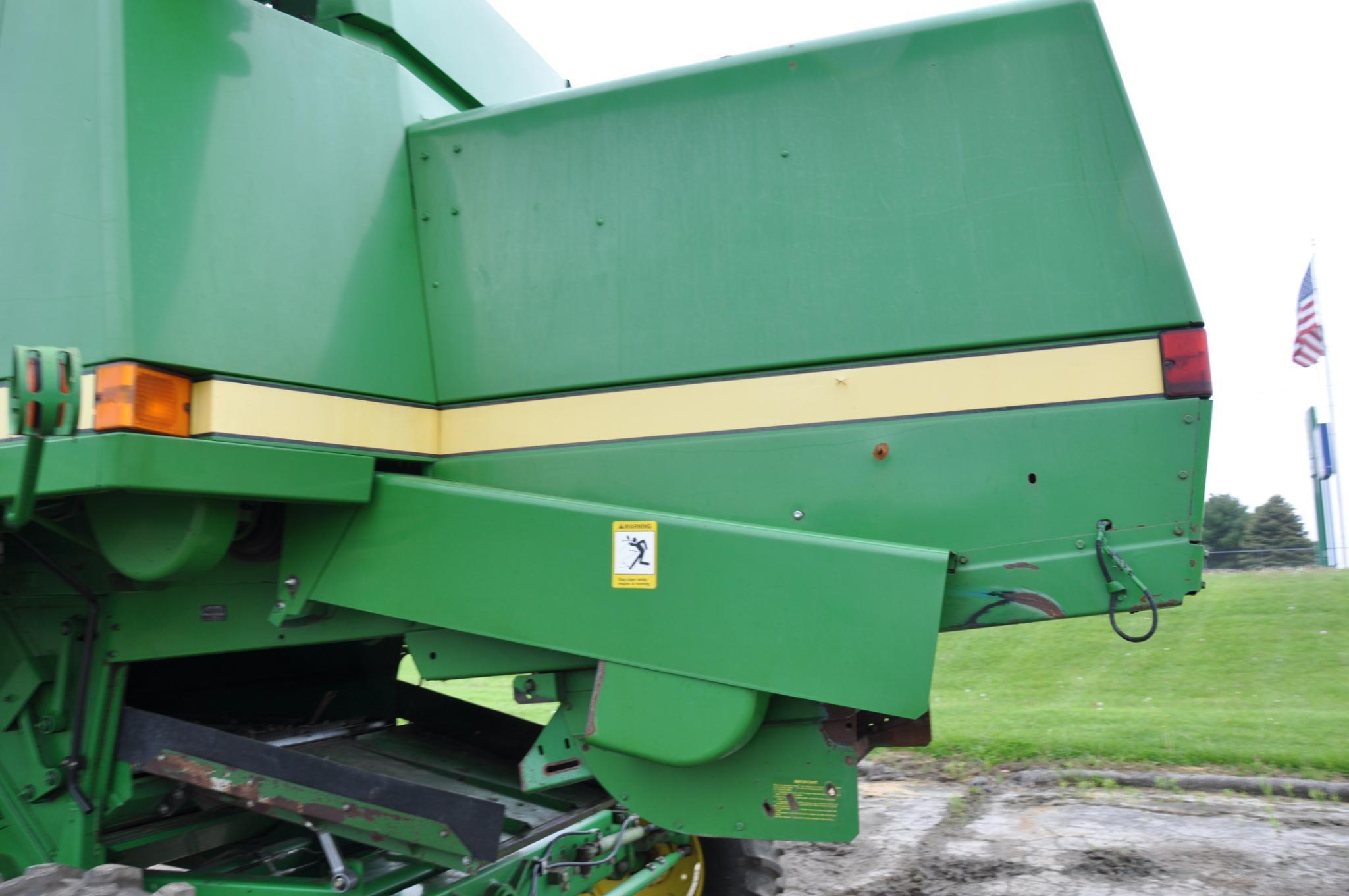 1993 John Deere 9500 2wd combine